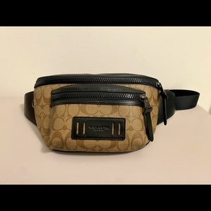 Authentic Coach waist bag